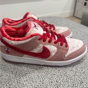Nike SB Dunk Low-StrangeLove Skateboards